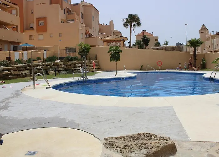 Lances - Piscina Y Patio Apartmán
